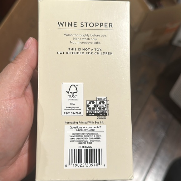 Modern Expressions Wine Stopper Gold Tone/Rhinestone Purse Handbag Flashy! NEW - Picture 3 of 3